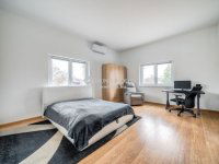 Eladó családi ház, Dunabogdányban 250 M Ft, 8 szobás