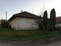 Eladó családi ház