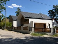 Eladó ikerház, Gödöllőn 150 M Ft, 5 szobás