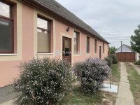 Eladó családi ház, Tolnán 41.9 M Ft, 3 szobás