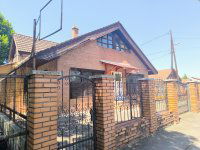 Eladó családi ház