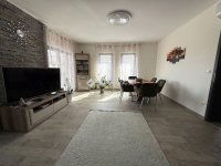 Eladó családi ház, Péterin 159 M Ft, 3 szobás