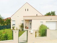 Eladó családi ház