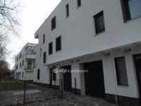 Eladó ikerház, III. kerületben 239 M Ft, 6 szobás