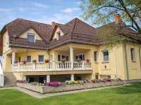 Eladó családi ház, Nyíregyházán 145 M Ft, 6 szobás