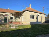 Eladó családi ház, Cegléden 65 M Ft, 3 szobás