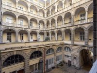 Eladó téglalakás, V. kerületben 134.999 M Ft, 2 szobás