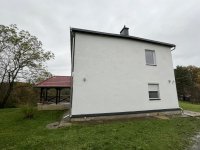 Eladó családi ház, Komlón 109 M Ft, 6 szobás