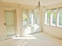 Eladó családi ház, Keszthelyen 109.9 M Ft, 6 szobás