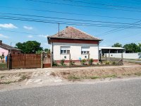 Eladó családi ház
