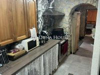 Eladó családi ház, Felsőnyéken 23.3 M Ft, 2 szobás