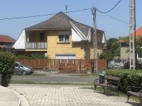 Eladó családi ház, Isaszegen 164.99 M Ft, 6+5 szobás