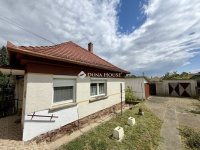Eladó sorház, Pécsett 64.9 M Ft, 3 szobás / költözzbe.hu