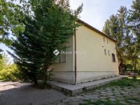 Eladó családi ház, Zsámbékon 139.9 M Ft, 6 szobás