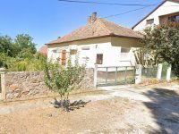 Kiadó családi ház, albérlet, Pákozdon 260 E Ft / hó