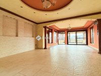 Eladó családi ház, Szentendrén 289 M Ft, 6 szobás