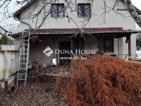 Eladó családi ház, XV. kerületben 110 M Ft, 6 szobás