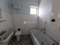 Eladó ikerház, Szegeden 45 M Ft, 2 szobás / költözzbe.hu