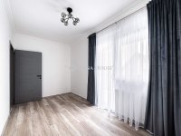 Eladó családi ház, XVIII. kerületben 199 M Ft, 8 szobás