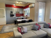 Eladó téglalakás, Debrecenben 64.8 M Ft, 2 szobás