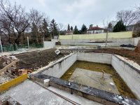 Eladó családi ház, Solymáron 377 M Ft, 2 szobás