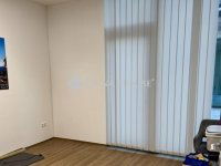 Eladó üzlethelyiség