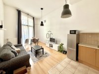 Eladó téglalakás, VI. kerületben 87 M Ft, 2 szobás