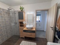 Eladó családi ház, Pécsett 79.99 M Ft, 3 szobás