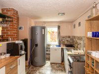 Eladó családi ház, Abaligeten 139 M Ft, 8 szobás