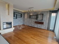 Kiadó téglalakás, albérlet, III. kerületben, Jablonka úton