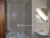 Eladó családi ház, Gárdonyban 150 M Ft, 5+5 szobás