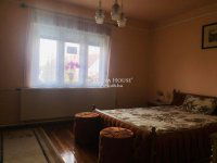 Eladó családi ház, Csemőn 29.9 M Ft, 4 szobás