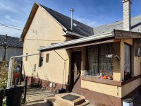 Eladó családi ház