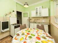 Eladó téglalakás, Pécsett, Rákóczi úton 74.99 M Ft, 4 szobás