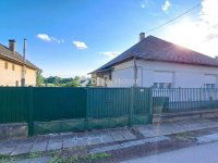 Eladó családi ház, Zsámbokon 45 M Ft, 3 szobás