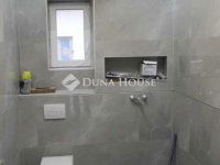 Eladó családi ház, Budakalászon 219 M Ft, 4 szobás