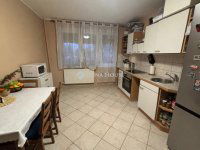 Eladó panellakás, Tatabányán 44.99 M Ft, 3 szobás