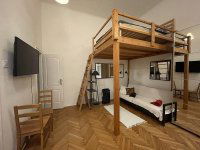 Kiadó téglalakás, albérlet