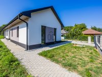 Eladó családi ház, Szántódon 119 M Ft, 4 szobás