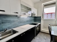 Eladó panellakás, Pécsett, Uitz Béla utcában 39.9 M Ft