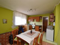 Eladó családi ház, Bakon 55 M Ft, 5 szobás