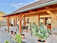 Kiadó családi ház, albérlet