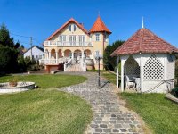 Eladó családi ház, Pencen 119 M Ft, 4+2 szobás