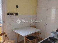 Eladó panellakás, Pécsett 36.5 M Ft, 2 szobás