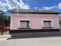 Eladó családi ház, Debrecenben 47.99 M Ft, 3 szobás