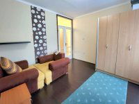 Eladó panellakás, Pécsett 47.9 M Ft, 3 szobás