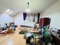 Eladó családi ház, XVII. kerületben 129.9 M Ft, 6 szobás