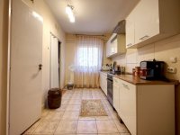 Eladó téglalakás, II. kerületben 162.2 M Ft, 4 szobás