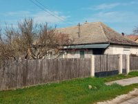 Eladó családi ház