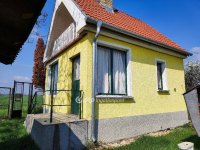 Eladó nyaraló, Győrött 16 M Ft, 2 szobás / költözzbe.hu